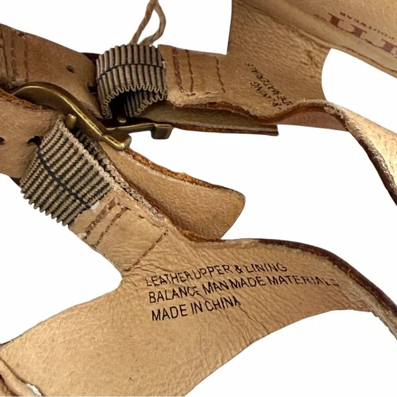 Born Lake Braided Leather Thong Strap Flat Sandals in Cognac Size 8M - Picture 16 of 16